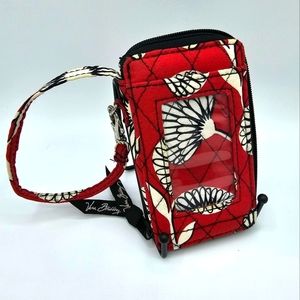 EUC Vera Bradley Wristlet Black And Red Daisy